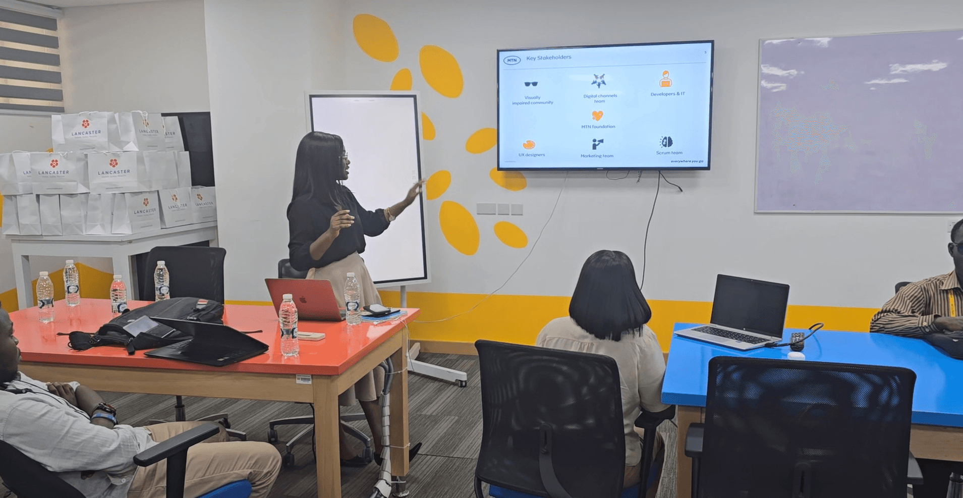 Usability testing session: wide view of the room during the accessibility test